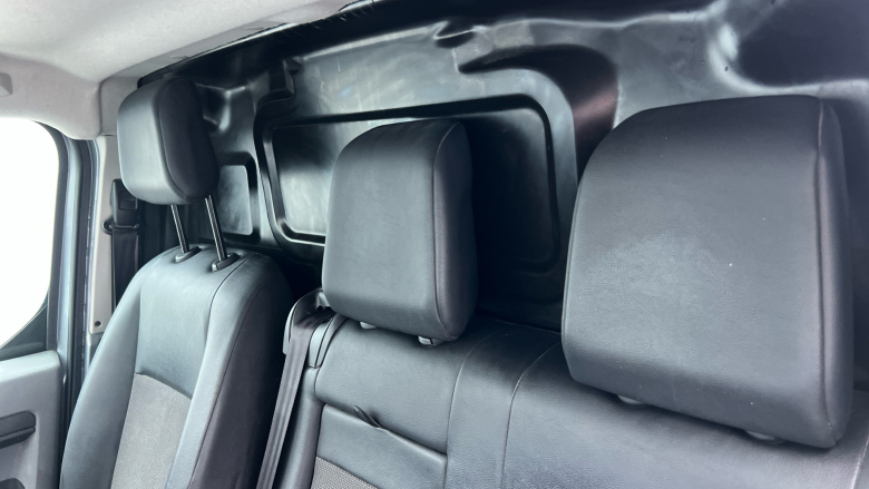 Vauxhall Vivaro L1 Diesel 2700 1.5d 120PS Sportive H1 Van